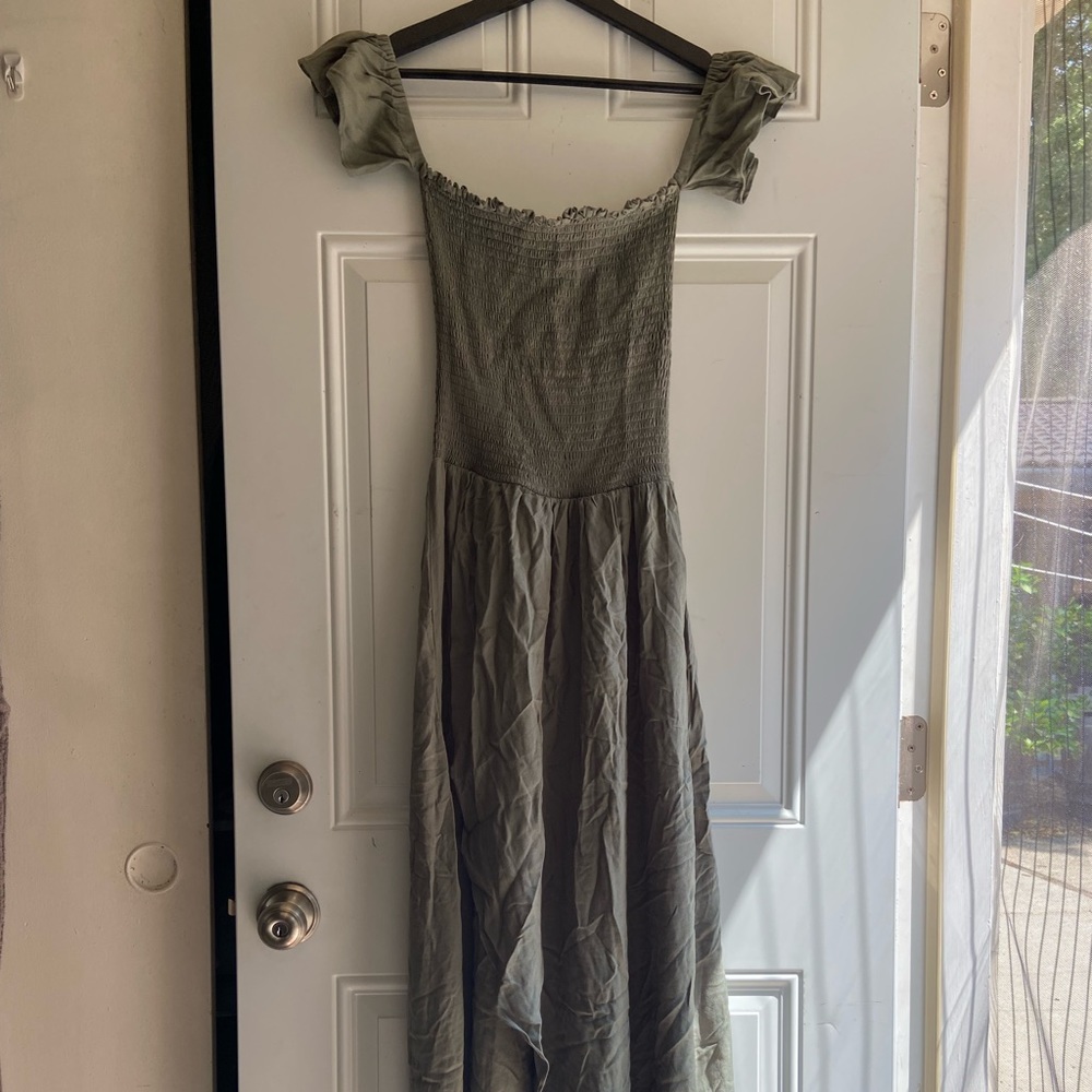 Off the shoulder maxi dress